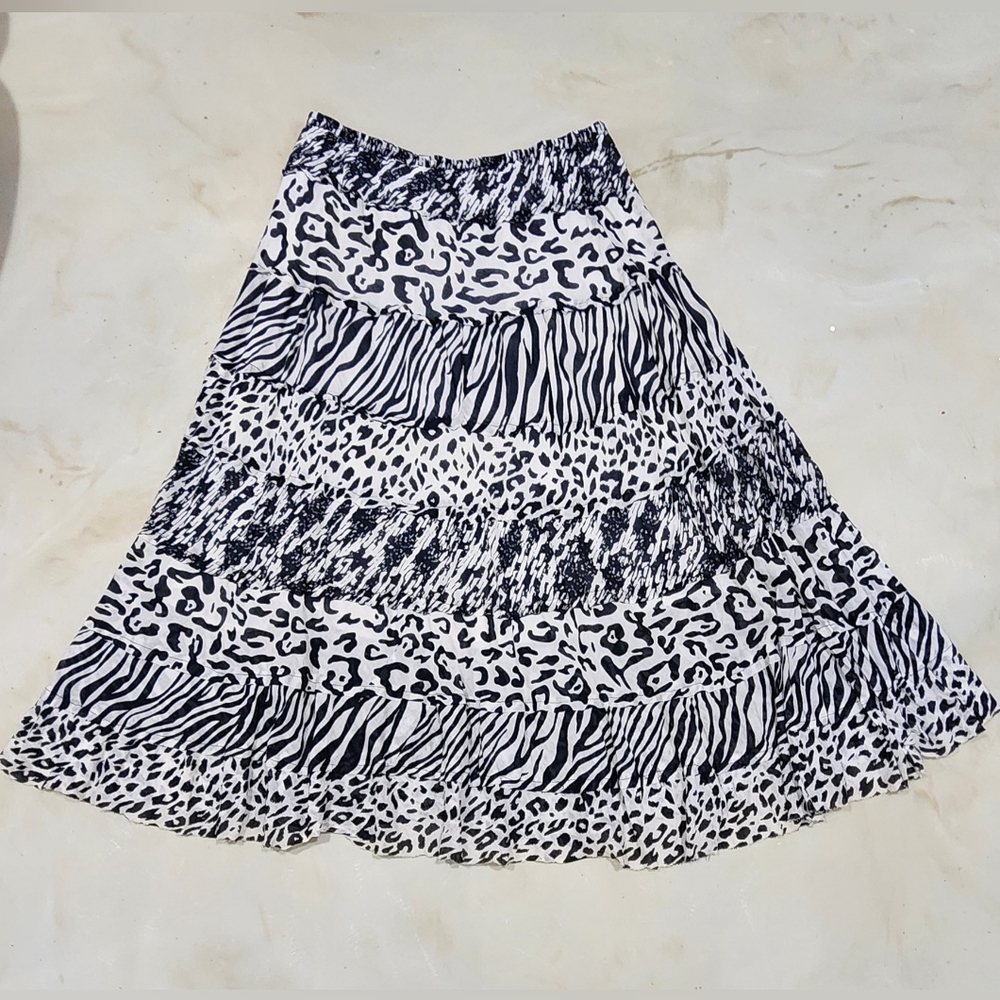 Long Animal Print Skirt Size M